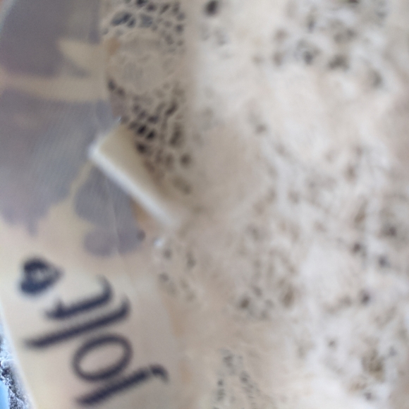 Cold Shoulder Top - Picture 6 of 6